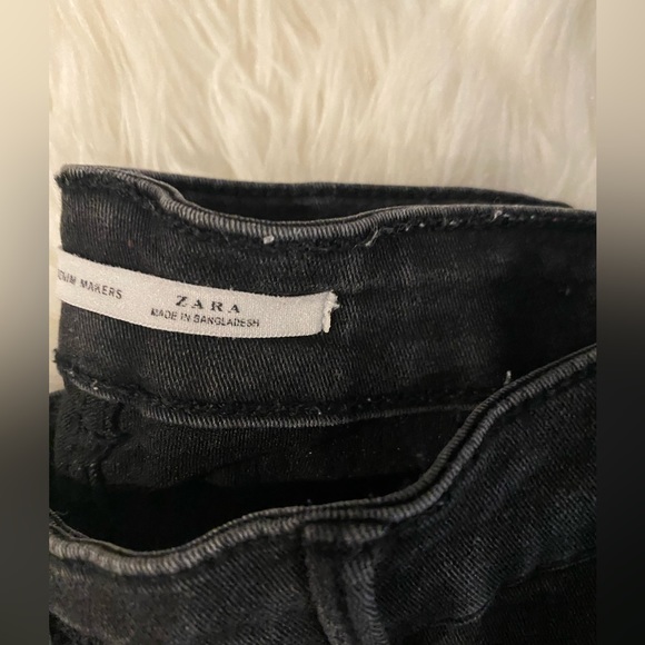 Zara Jeans - Picture 2 of 3